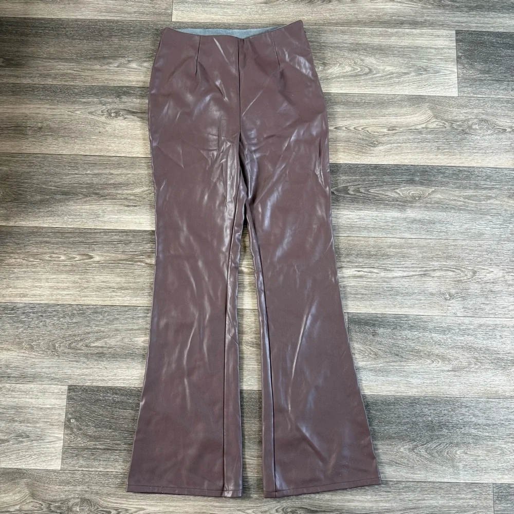 ASOS DESIGN Tall stretch faux leather flare pants - Picture 2 of 10